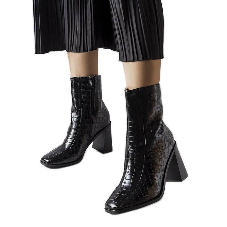 Bottines noires imitation peau de crocodile Belluci le noir