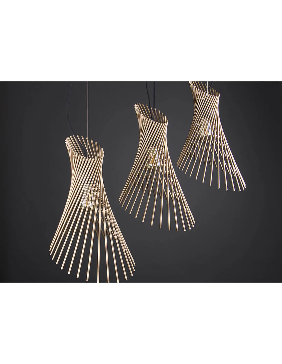 Suspension contemporaine dorée argnt ou noire 2 tailles - Diva Loomiosa